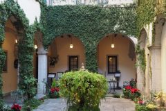 Kobe Hotel Monterey